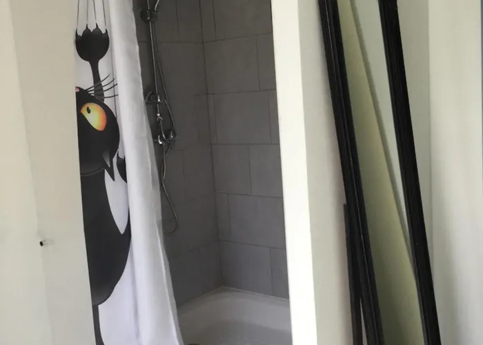 Rum i privatbostad M2couronne *